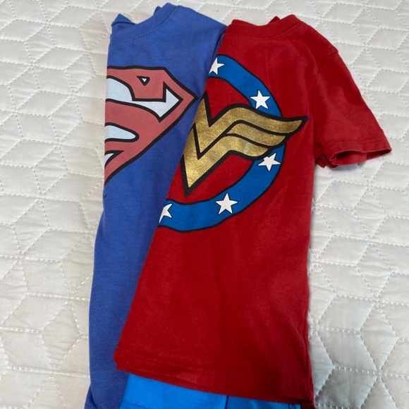 2 pack Tee’s Dc Super Hero Girls size 4T - Picture 6 of 6